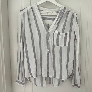 H&M White and Black Striped Button Down Shirt